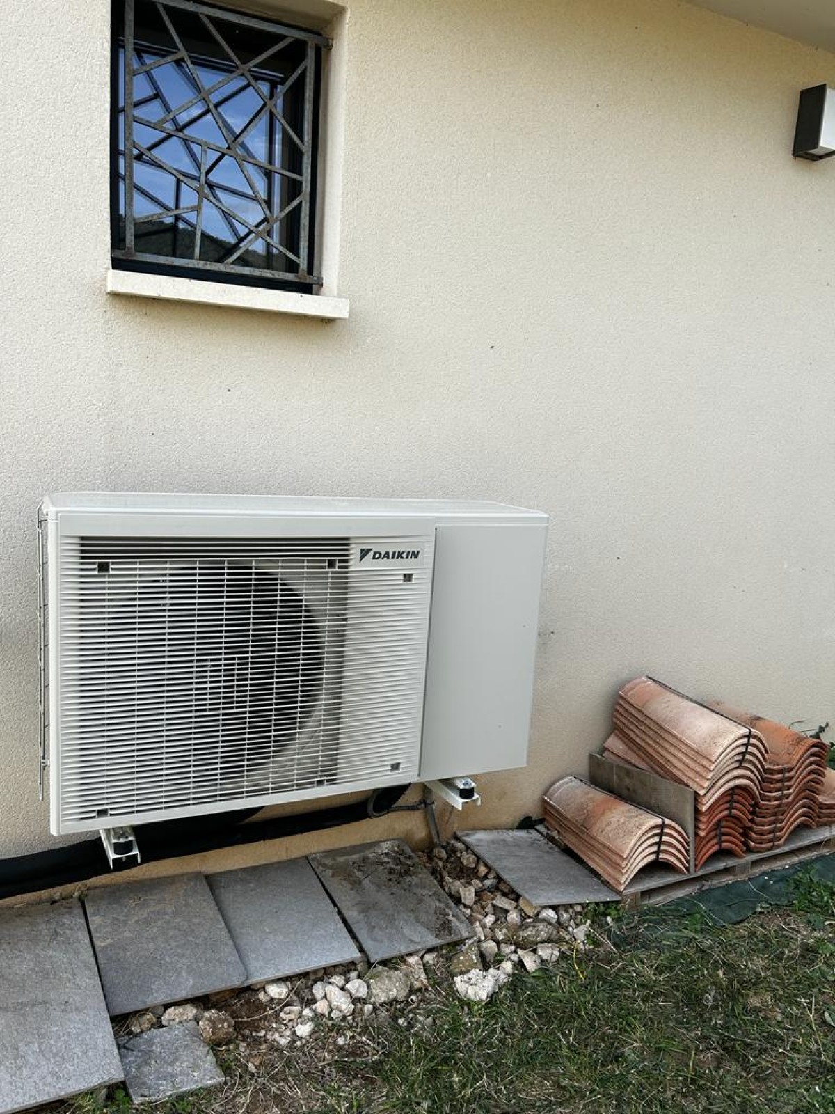 Remplacement de pompe a chaleur monobloc Daikin dans une villa à Ceyreste près de St Cyr sur Mer