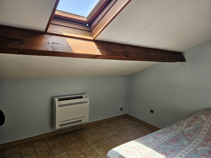Climaticien pour l'installation de climatiseur mural pour appartements à Aubagne