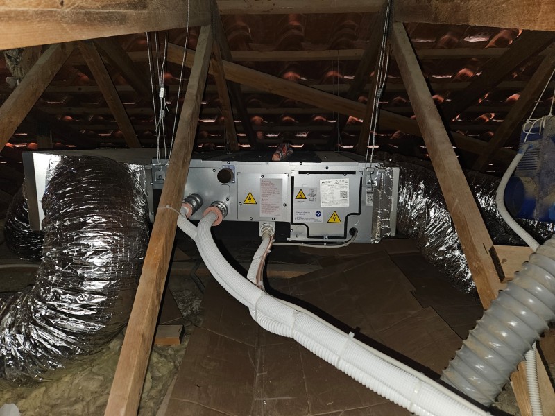 Installation de pompe à chaleur réversible pour chauffage et climatisation à Aubagne